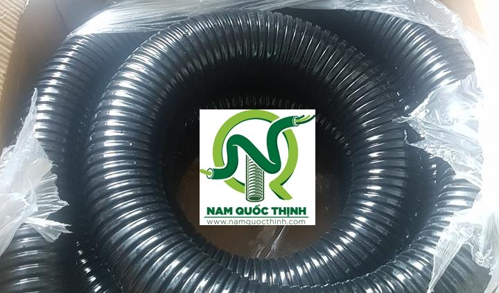 Ống ruột gà thép bọc nhựa đi cho hệ thống Chiller NOVOTEL Phú Quốc c