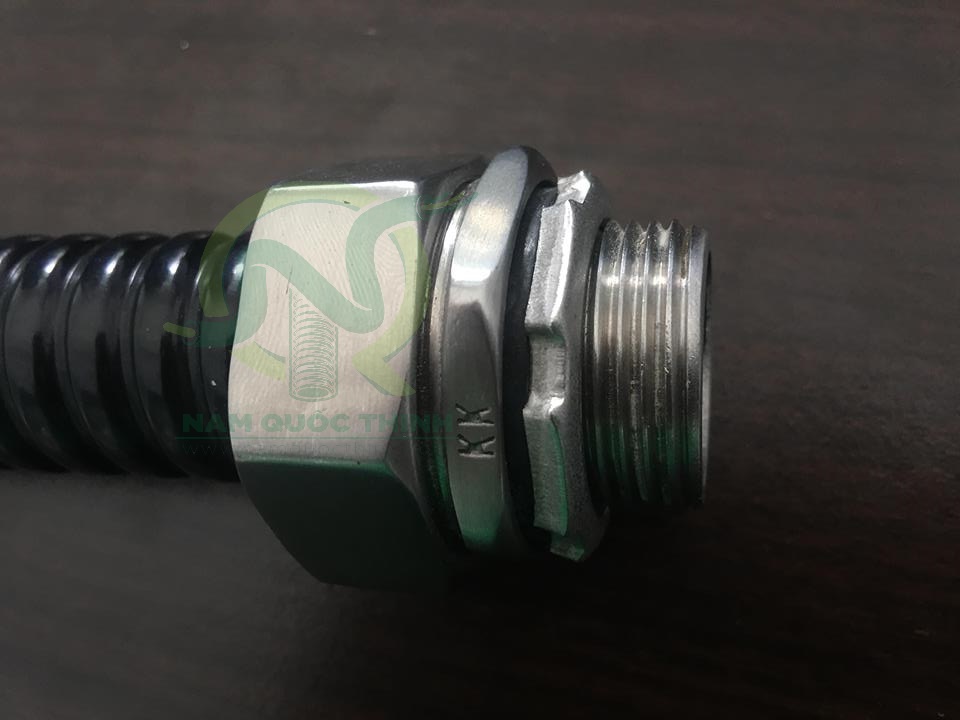 Đầu nối ống mềm kín nước vào box ¾” Nhật Bản